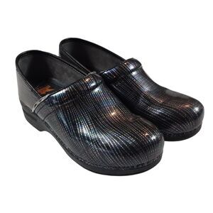 Dansko XP Clogs Size 41 Black Patent Comfort Slip Resistant